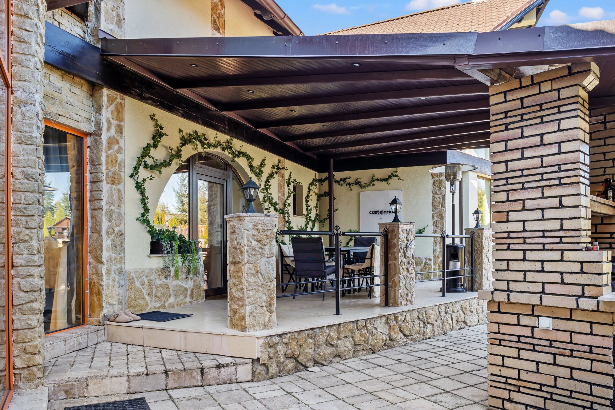 Grounds & River — The covered patio