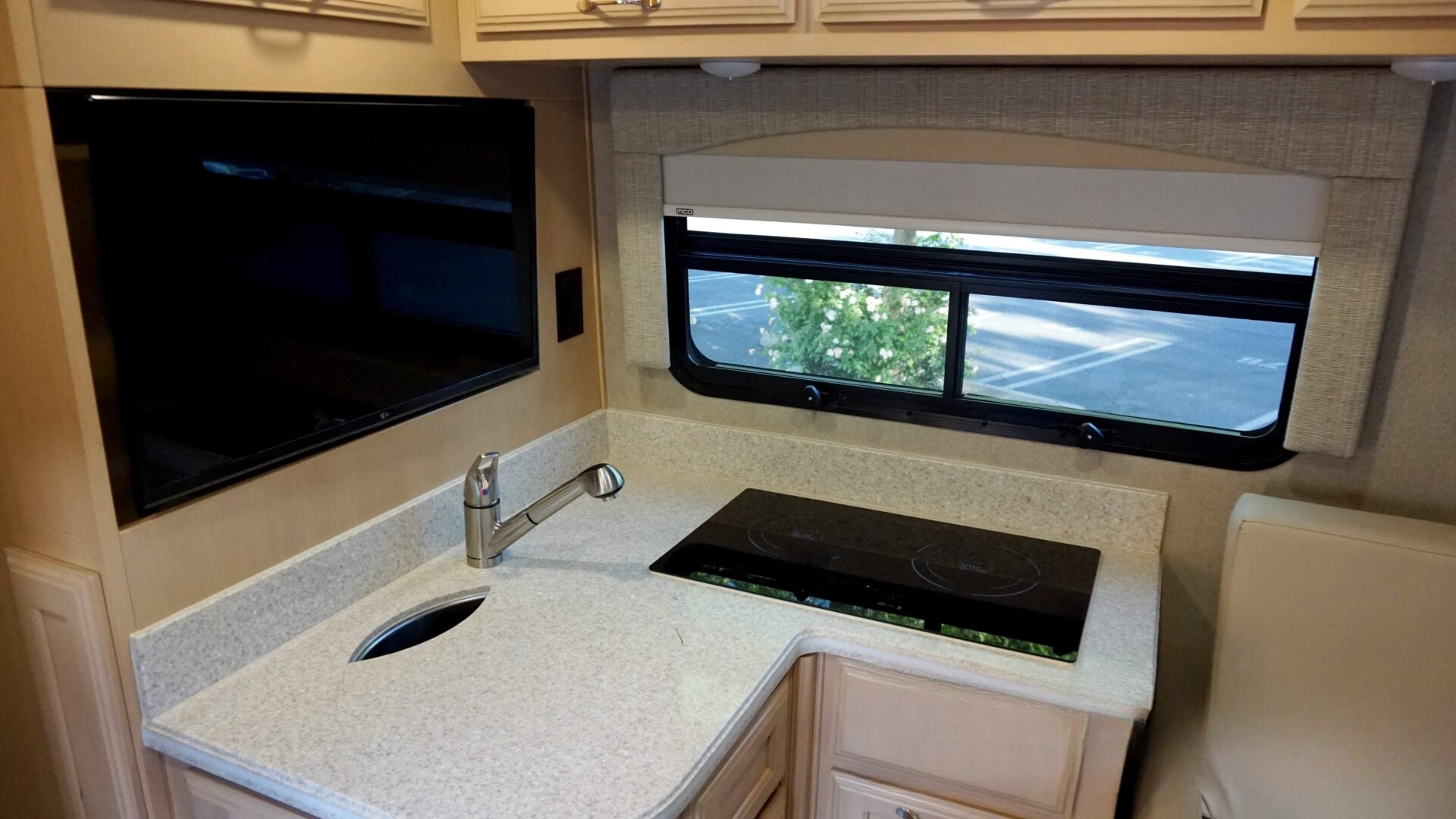 RV Class C Kitchen - Jet Crust